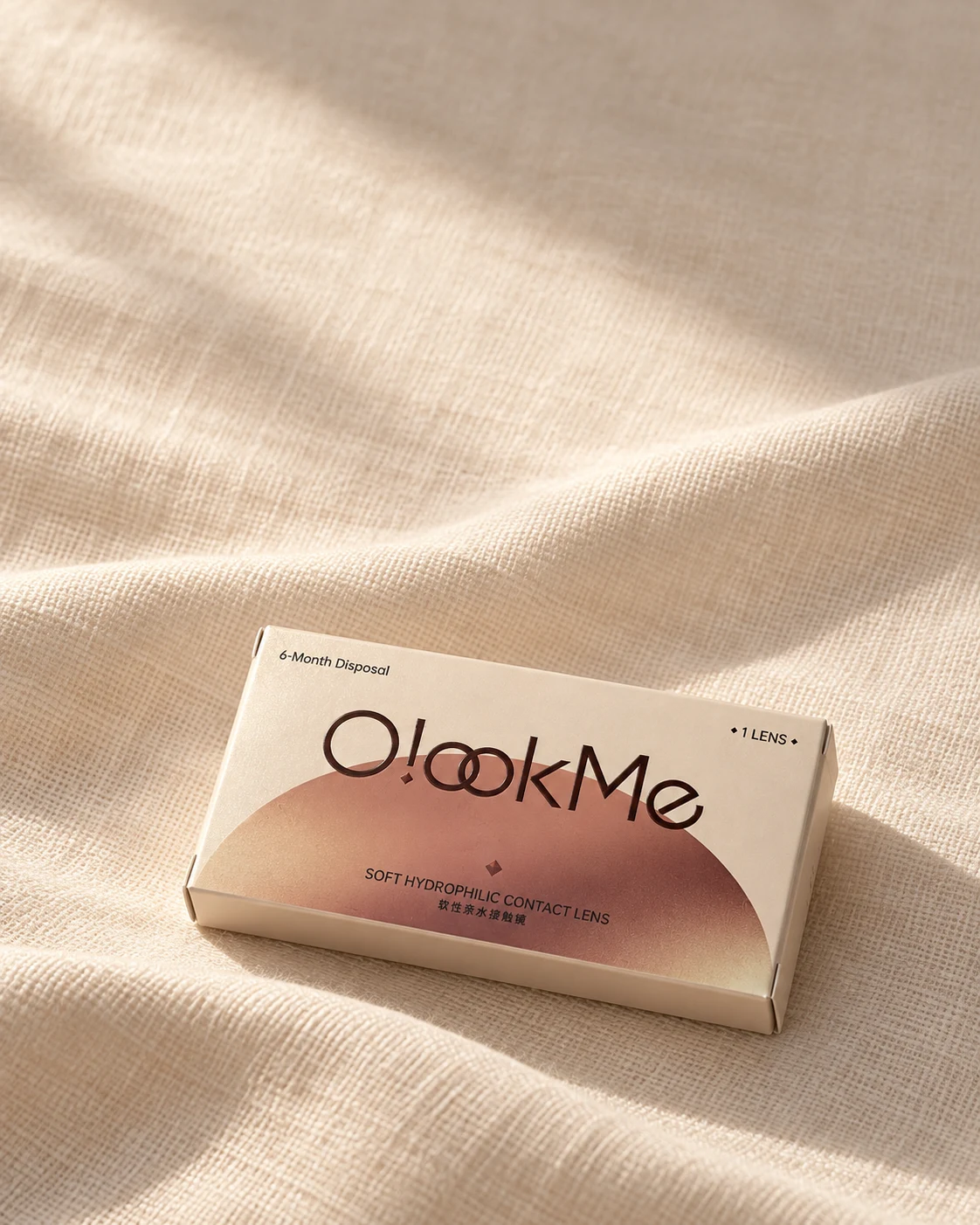 暖白亚麻与 OLOOKME 纸盒的光影
